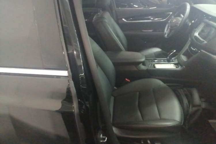Used Cadillac XT5 2020 Revised Version 28T Four-Wheel Drive Luxury Edition Right Front Seat