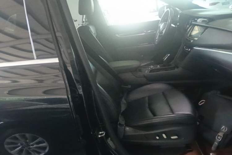 Used Cadillac XT5 2020 Revised Version 28T Four-Wheel Drive Luxury Edition Right Front Seat