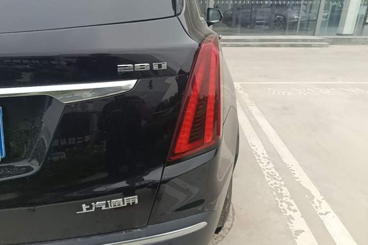 Used Cadillac XT5 2020 Revised Version 28T Luxury Edition Right Rear Taillight