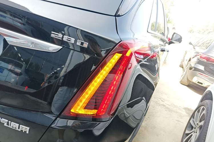 Used Cadillac XT5 2020 Revised Version 28T Luxury Edition Right Rear Taillight