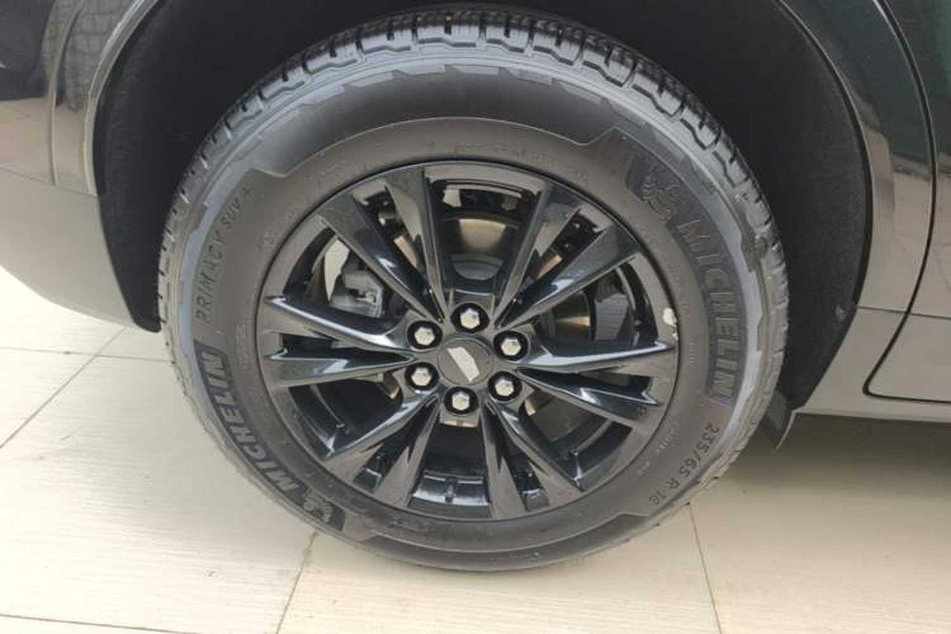Used Cadillac XT5 2020 Revised Version 28T Luxury Edition Right Rear Wheel Hub