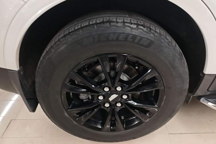Used Cadillac XT5 2020 28T Luxury Version Right Rear Wheel Hub