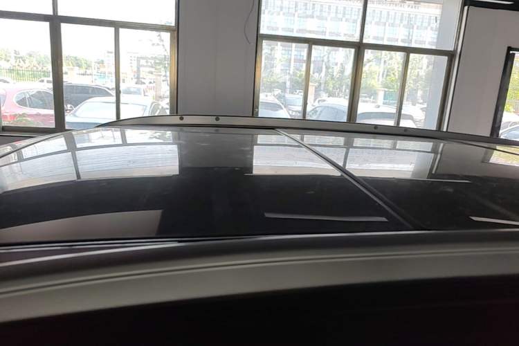 Used Cadillac XT5 2020 28T Luxury Version Roof