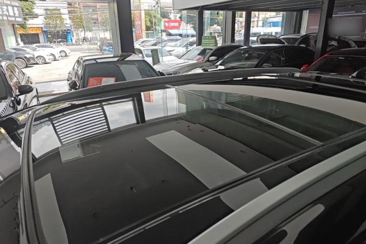 Used Cadillac XT5 2020 Revised Version 28T Luxury Edition Roof