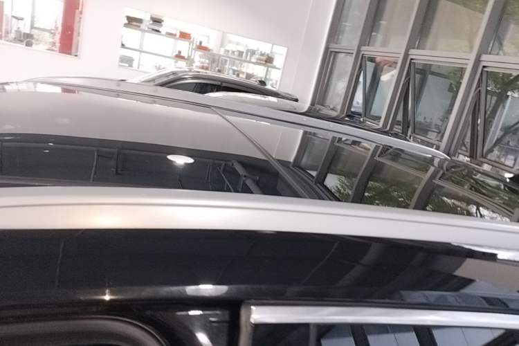 Used Cadillac XT5 2020 28T Luxury Version Roof