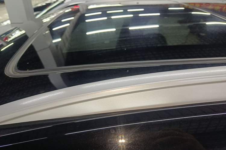 Used Cadillac XT5 2020 28T Luxury Version Roof