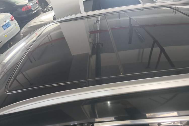 Used Cadillac XT5 2020 Revised Version 28T Luxury Edition Roof