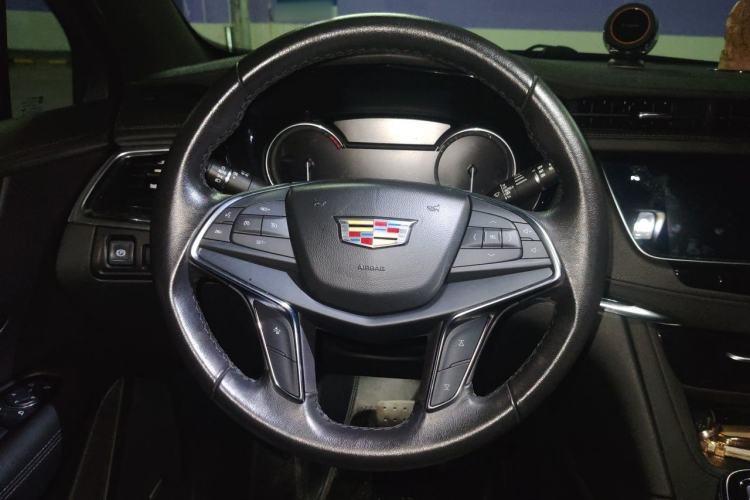 Used Cadillac XT5 2020 Revised Version 28T Four-Wheel Drive Luxury Edition Steering Wheel