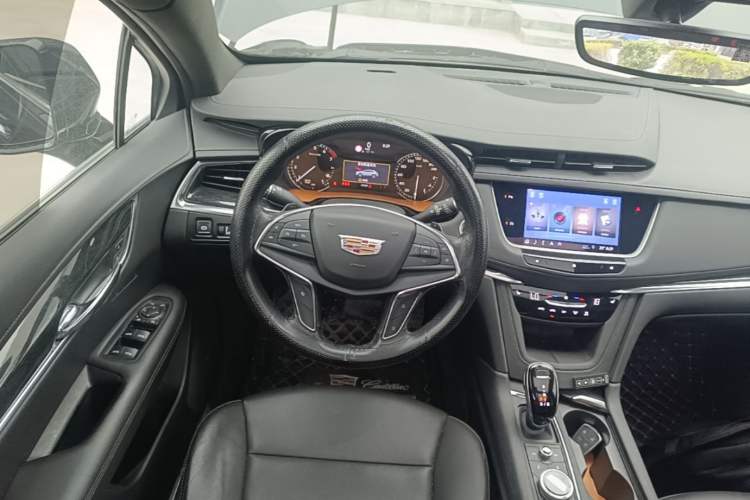 Used Cadillac XT5 2020 Revised Version 28T Luxury Edition Steering Wheel