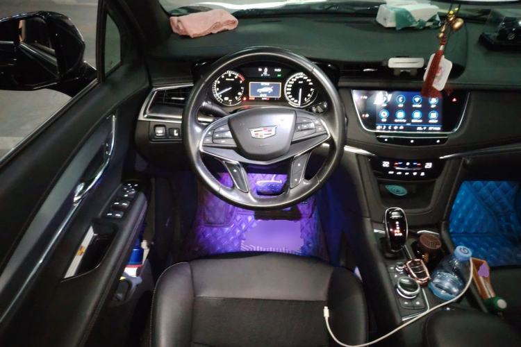 Used Cadillac XT5 2020 28T Tech Edition Steering Wheel