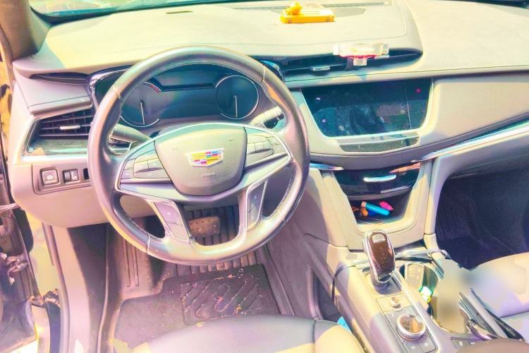 Used Cadillac XT5 2020 Revised Version 28T Luxury Edition Steering Wheel