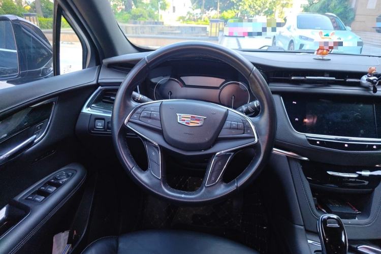 Used Cadillac XT5 2020 Revised Version 28T Luxury Edition Steering Wheel