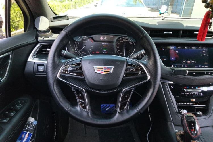 Used Cadillac XT5 2020 Revised Version 28T Luxury Edition Steering Wheel