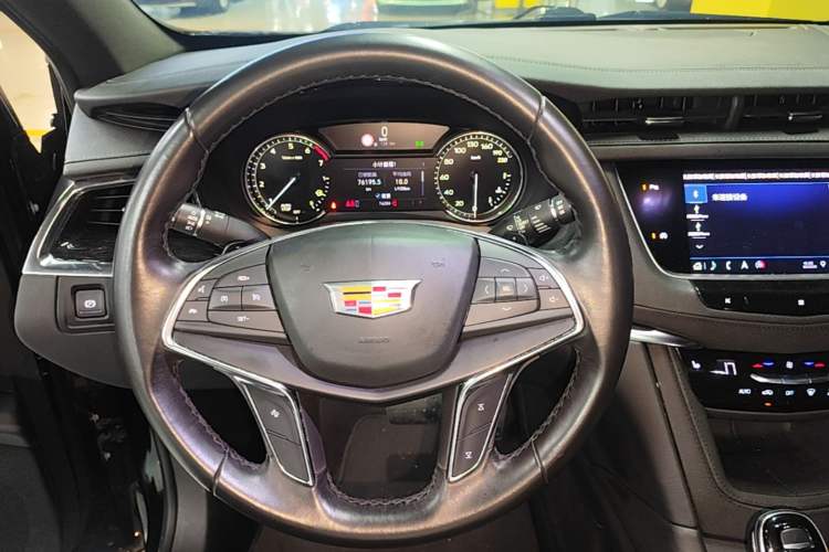 Used Cadillac XT5 2020 Revised Version 28T Luxury Edition Steering Wheel