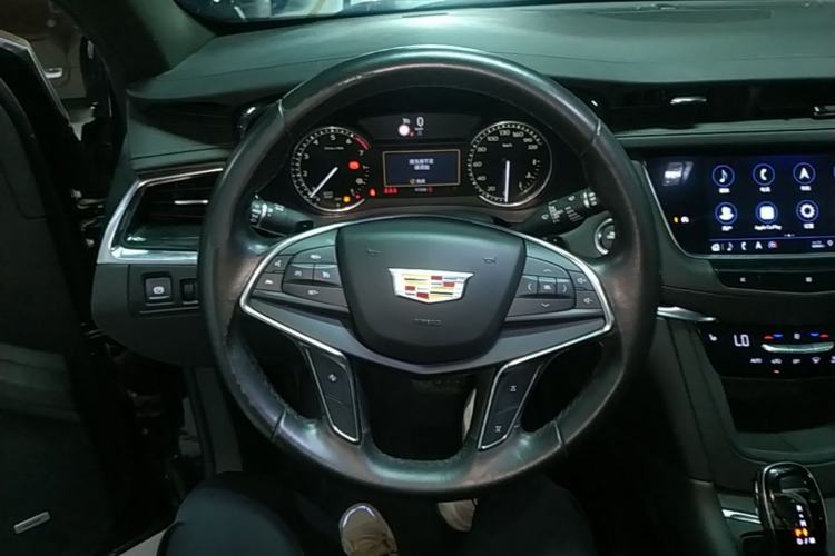 Used Cadillac XT5 2020 Revised Version 28T Luxury Edition Steering Wheel