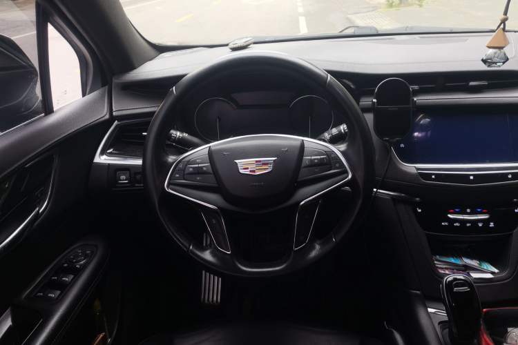 Used Cadillac XT5 2020 Revised Version 28T Luxury Edition Steering Wheel