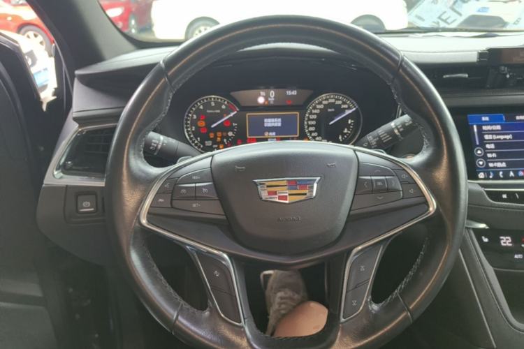 Used Cadillac XT5 2020 28T Luxury Version Steering Wheel