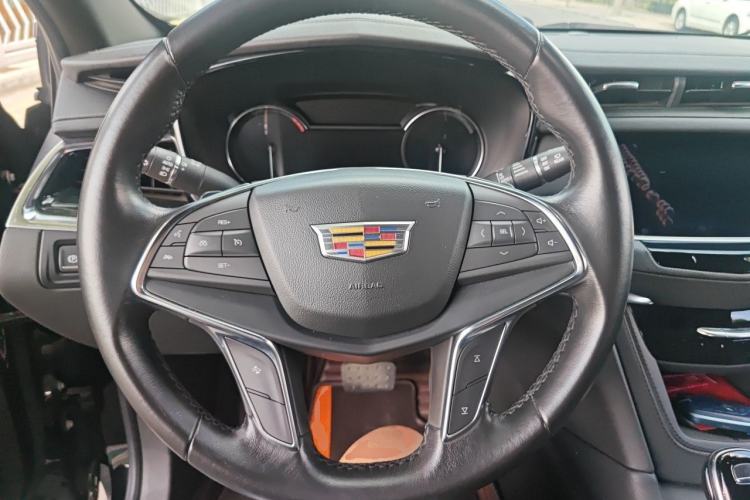 Used Cadillac XT5 2020 Revised Version 28T Luxury Edition Steering Wheel