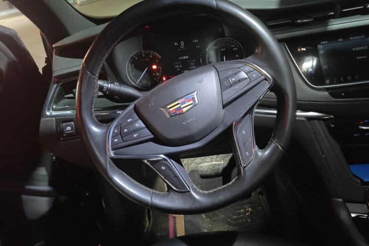 Used Cadillac XT5 2020 Revised Version 28T Luxury Edition Steering Wheel