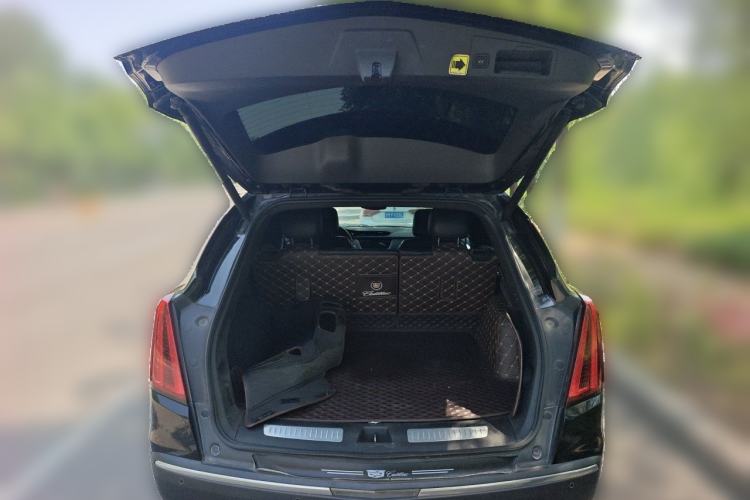 Used Cadillac XT5 2020 Revised Version 28T Luxury Edition Trunk