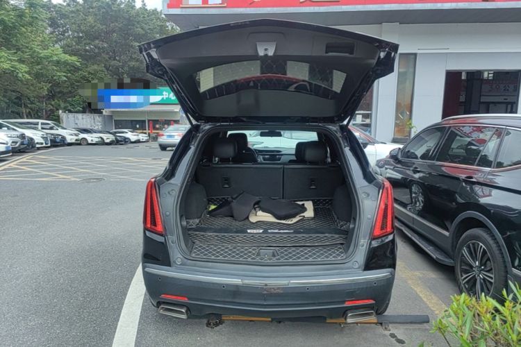 Used Cadillac XT5 2020 28T Tech Edition Trunk