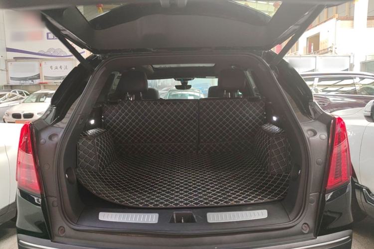 Used Cadillac XT5 2020 Revised Version 28T Luxury Edition Trunk