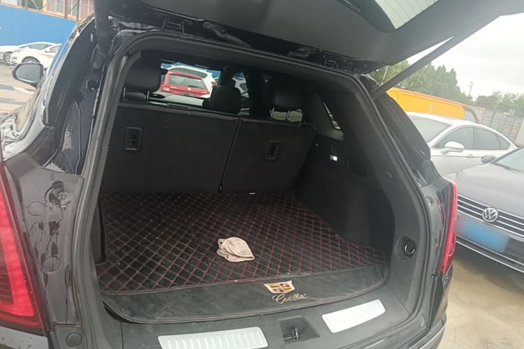 Used Cadillac XT5 2020 Revised Version 28T Luxury Edition Trunk