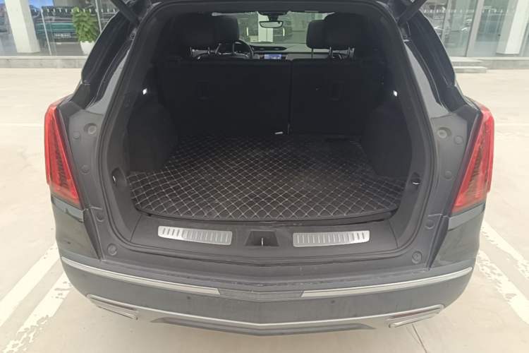 Used Cadillac XT5 2020 Revised Version 28T Luxury Edition Trunk
