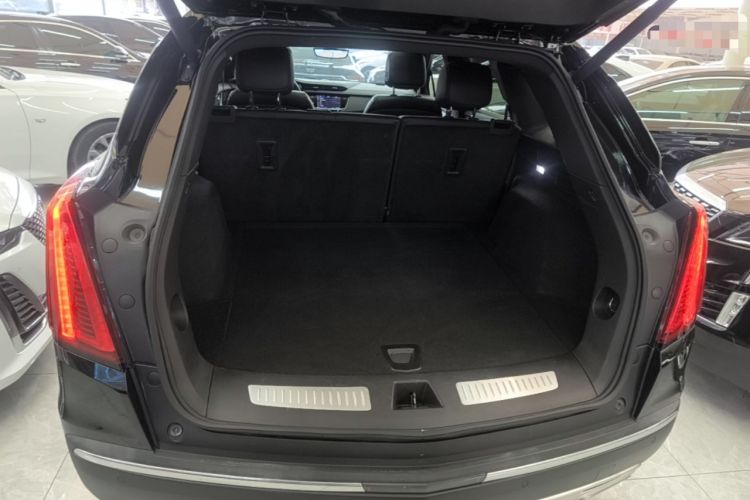 Used Cadillac XT5 2020 Revised Version 28T Luxury Edition Trunk