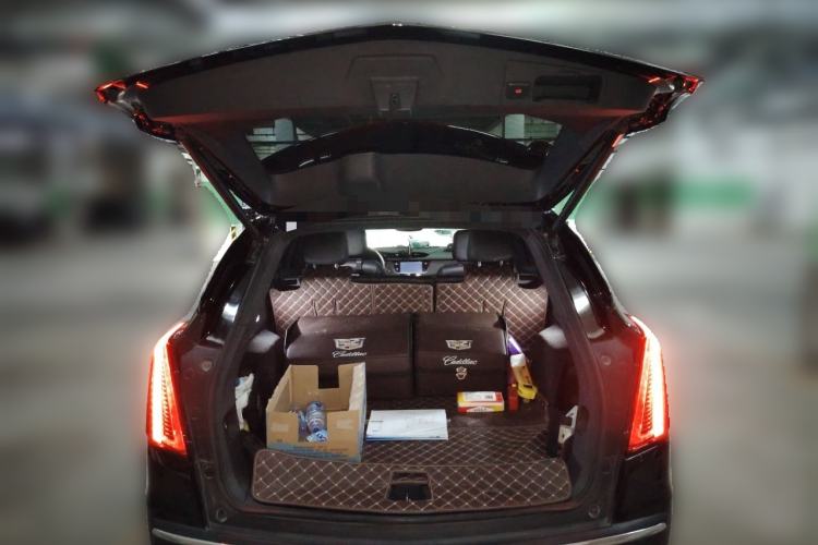 Used Cadillac XT5 2020 28T Tech Edition Trunk