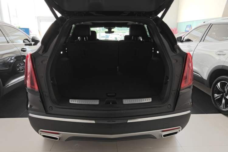 Used Cadillac XT5 2020 Revised Version 28T Luxury Edition Trunk