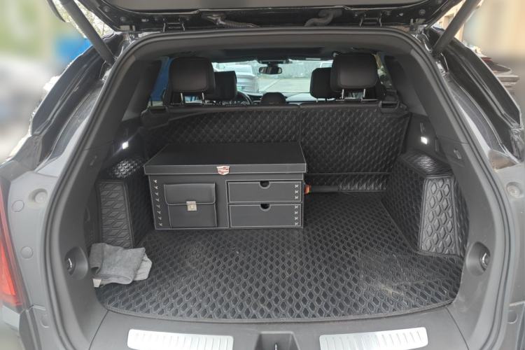 Used Cadillac XT5 2020 Revised Version 28T Luxury Edition Trunk