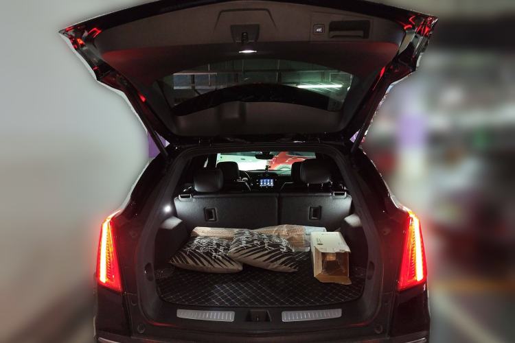 Used Cadillac XT5 2020 28T Four-Wheel Drive Luxury Version Trunk