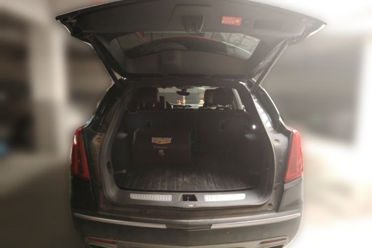 Used Cadillac XT5 2020 Revised Version 28T Luxury Edition Trunk
