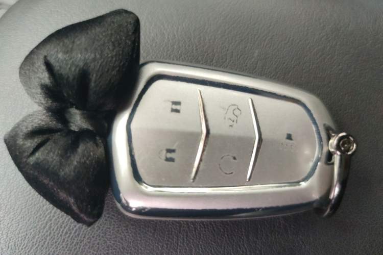 Used Cadillac XT5 2020 Revised Version 28T Luxury Edition Vehicle Key