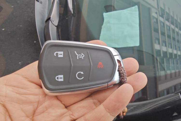 Used Cadillac XT5 2020 28T Luxury Version Vehicle Key