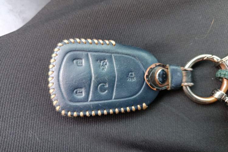 Used Cadillac XT5 2020 28T Luxury Version Vehicle Key