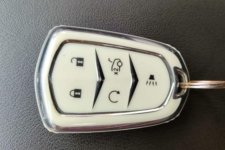 Used Cadillac XT5 2020 28T Luxury Version Vehicle Key