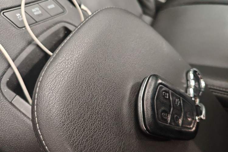 Used Cadillac XT5 2020 Revised Version 28T Luxury Edition Vehicle Key