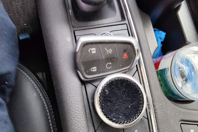 Used Cadillac XT5 2020 28T Luxury Version Vehicle Key