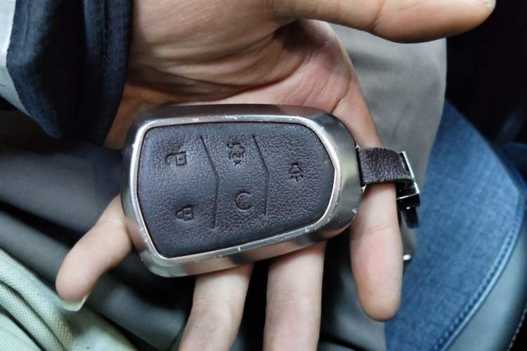 Used Cadillac XT5 2020 28T Luxury Version Vehicle Key