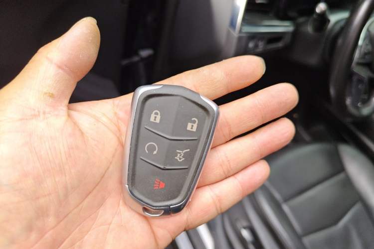 Used Cadillac XT5 2020 Revised Version 28T Luxury Edition Vehicle Key