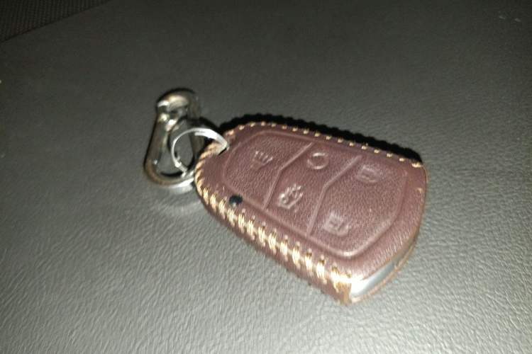 Used Cadillac XT5 2020 28T Luxury Version Vehicle Key