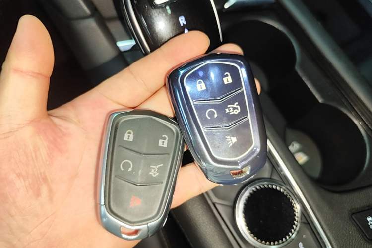 Used Cadillac XT5 2020 Revised Version 28T Luxury Edition Vehicle Key