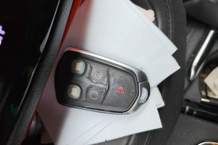 Used Cadillac XT5 2020 28T Luxury Version Vehicle Key