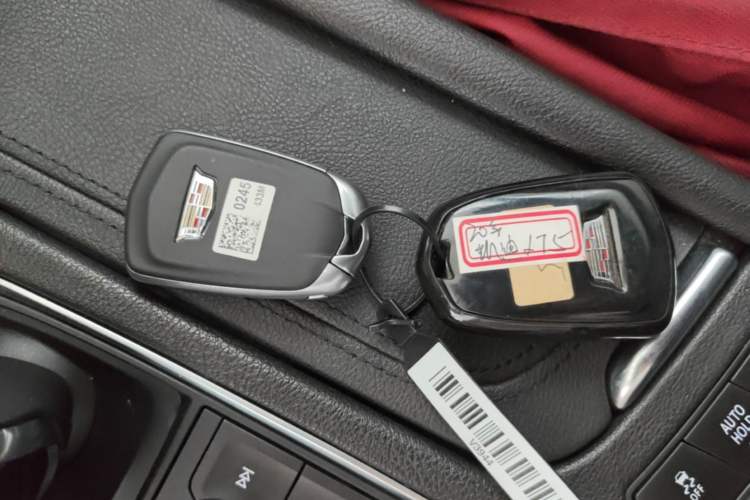 Used Cadillac XT5 2020 Revised Version 28T Luxury Edition Vehicle Key