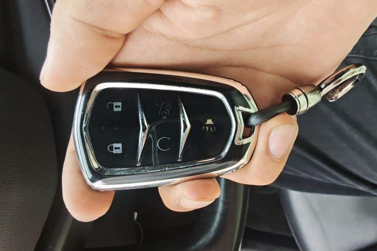 Used Cadillac XT5 2020 28T Luxury Version Vehicle Key