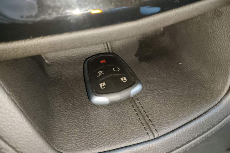 Used Cadillac XT5 2020 28T Luxury Version Vehicle Key