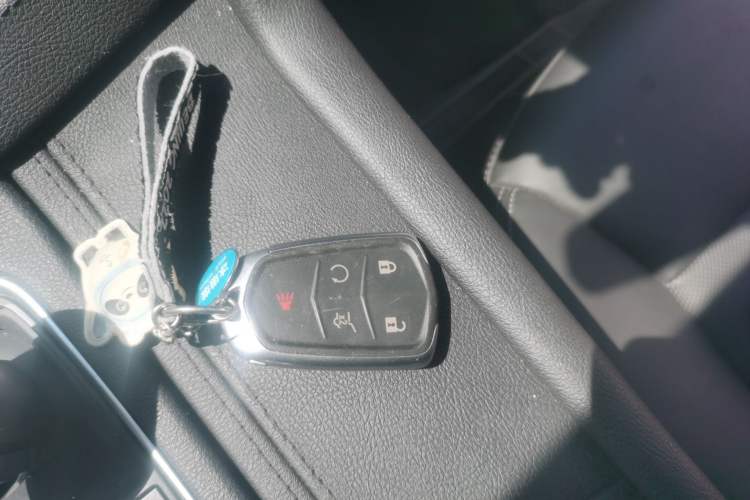 Used Cadillac XT5 2020 Revised Version 28T Tech Edition Vehicle Key