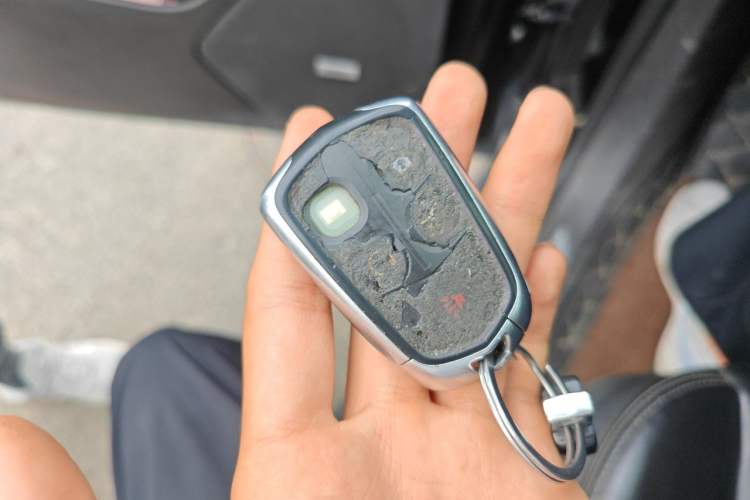 Used Cadillac XT5 2020 28T Luxury Version Vehicle Key
